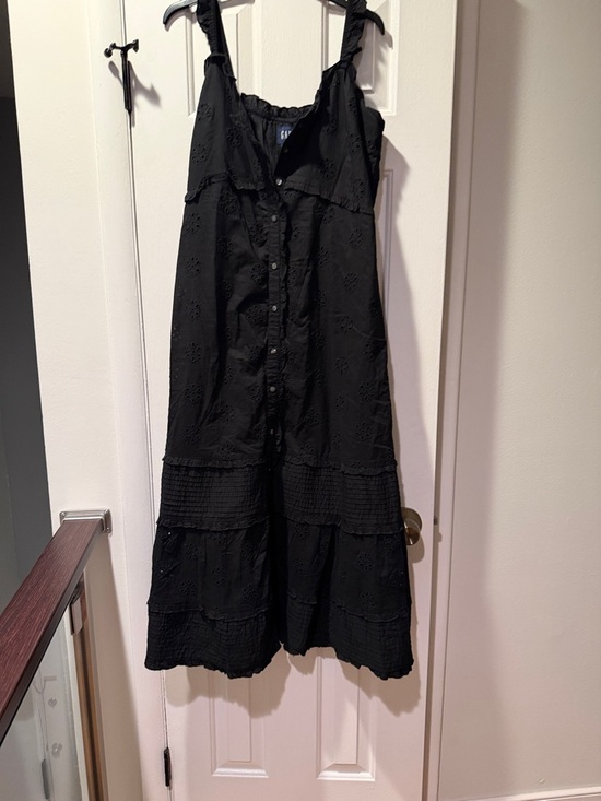 GAP Dresses & Skirts - GAP Black Eyelet Tiered Maxi Dress